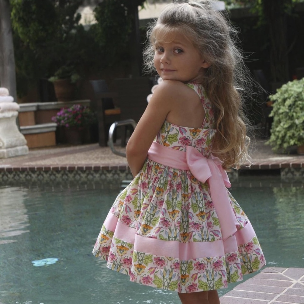 PETITE MASON HELENA NWOT Stunning Floral Print Pink Bow Sash Dress